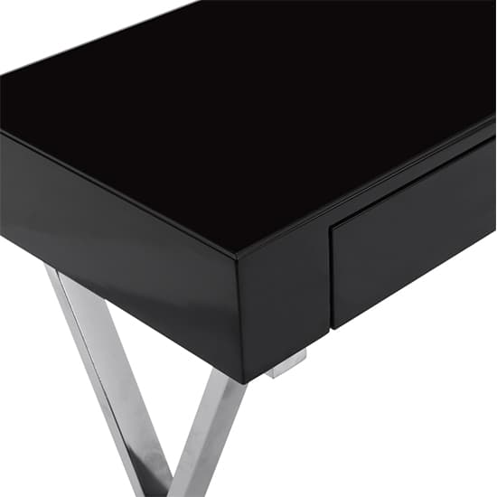 Mayetta Glass Top High Gloss Console Table In Black