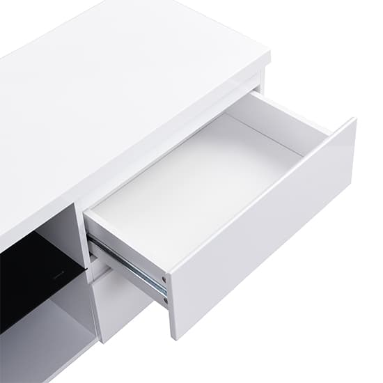 Swazi High Gloss TV Stand In White With 4 Drawers